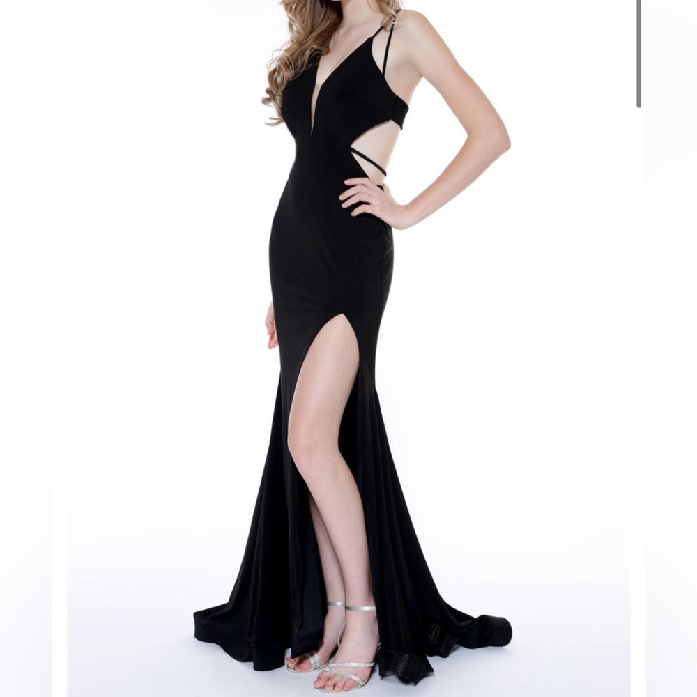 Ava presley prom dress NWT size 4